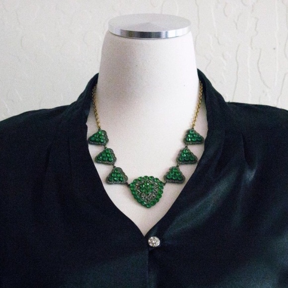 Emerald Green Rhinestone Filigree Vintage Necklace Christmas Party - Picture 16 of 16